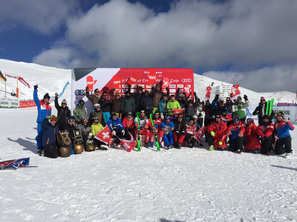 alle-fans-von-armin-und-alex-vor-dem-podium